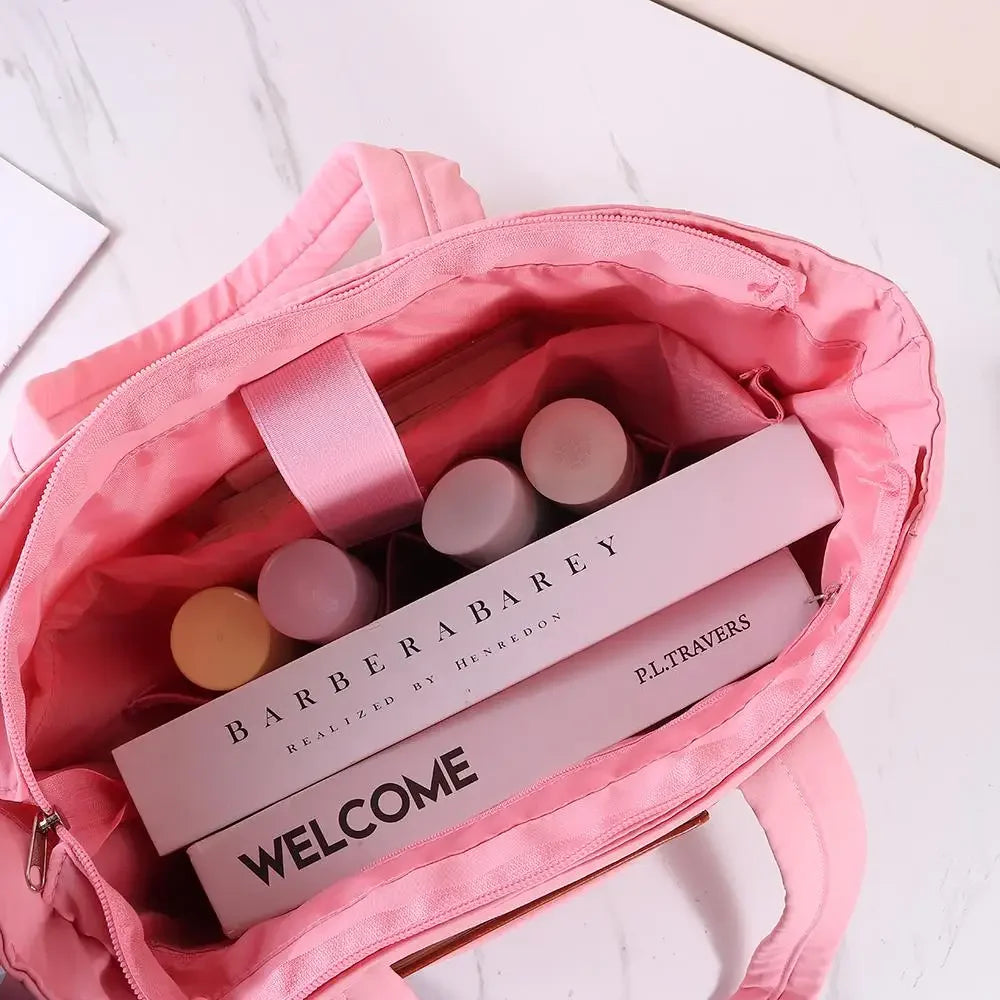 Le Cabas Chic & Pratique pour Femmes Actives - Votre Allié Polyvalent ✨