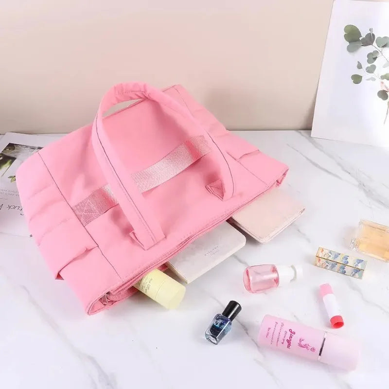 Le Cabas Chic & Pratique pour Femmes Actives - Votre Allié Polyvalent ✨
